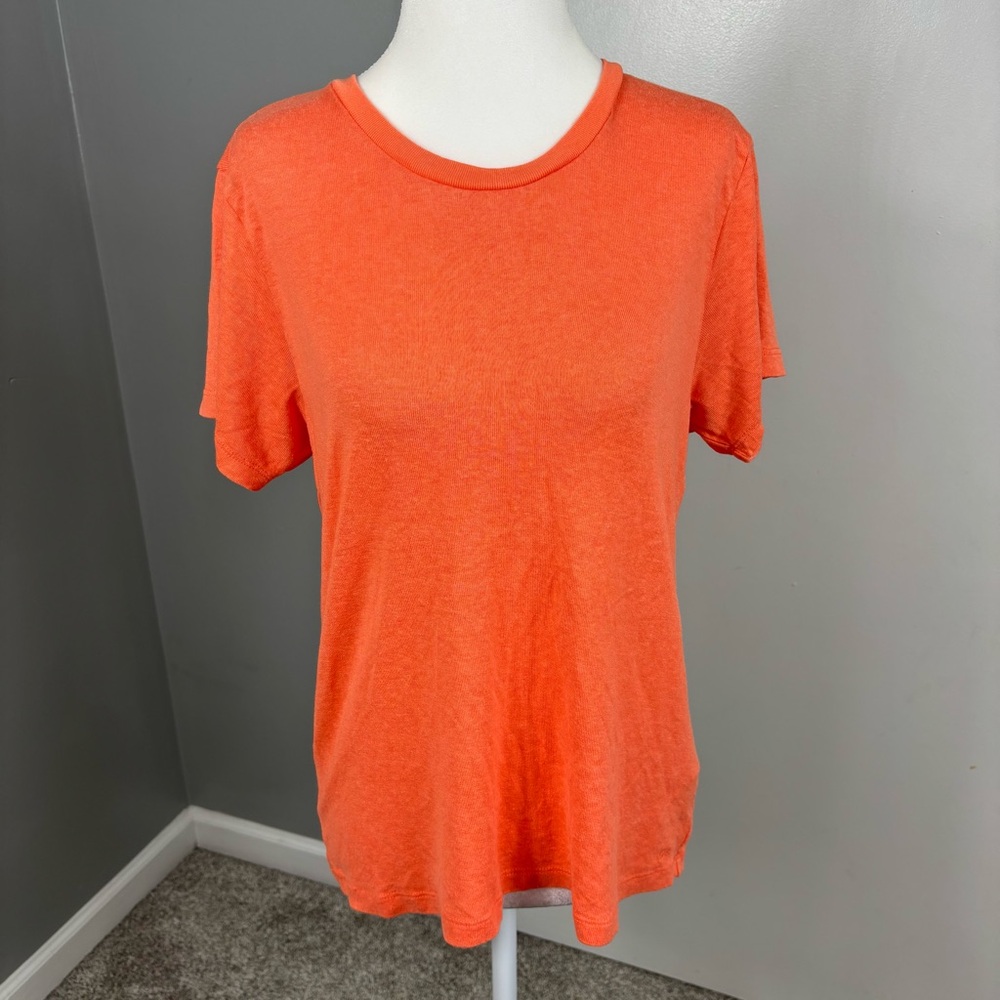 Outerknown Sustainable Basic Neptune Tee in Grapefruit Size M‎